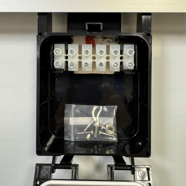 50JB-V, Ameresco Solar 50 Watt 24V Solar Panel - Image 3