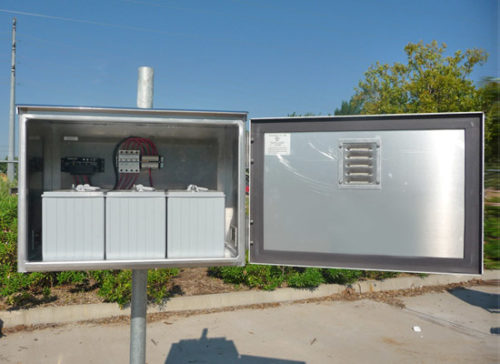 BBA-3, Solar Battery Box (Holds 3 Batteries) - Image 3